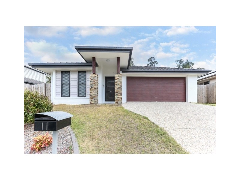 11 Pamphlett Street, Oxley QLD 4075