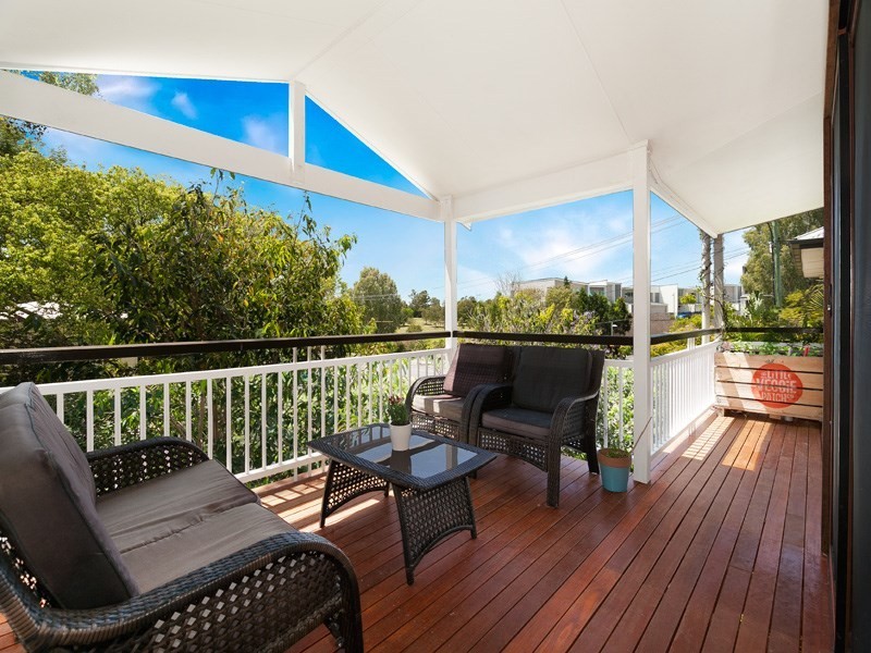 59 Hall Street, Sherwood QLD 4075