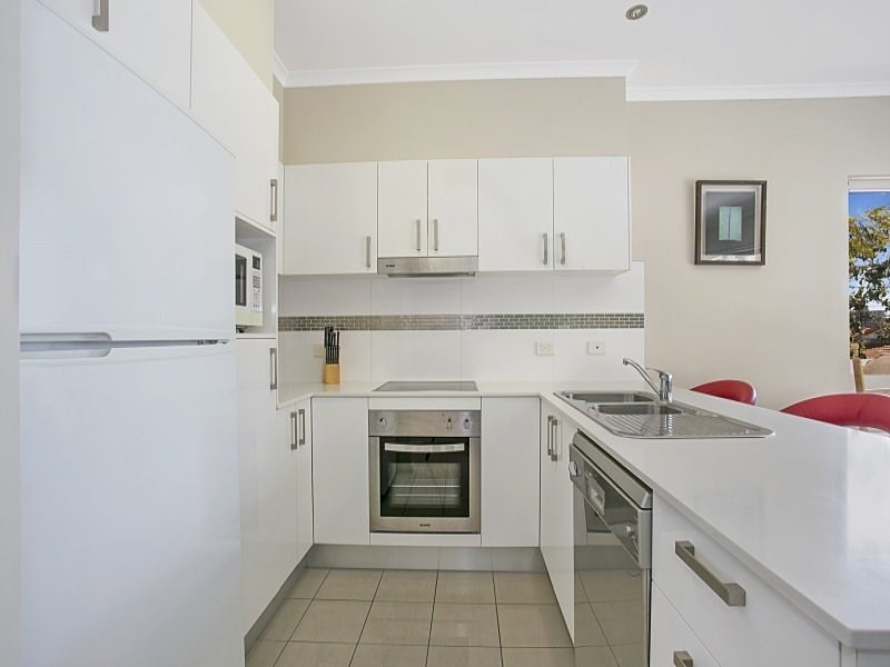 4/69 Durham Street, St Lucia QLD 4067