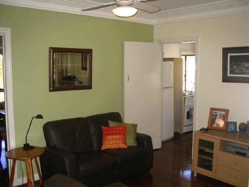 63 Bannerman Street, Oxley QLD 4075