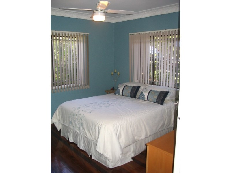 63 Bannerman Street, Oxley QLD 4075