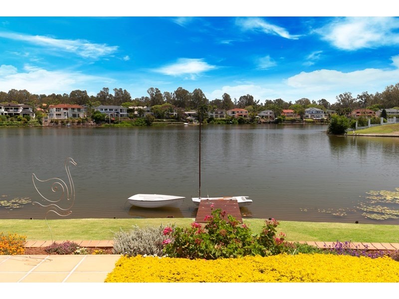 31 Baikal Place, Westlake QLD 4074