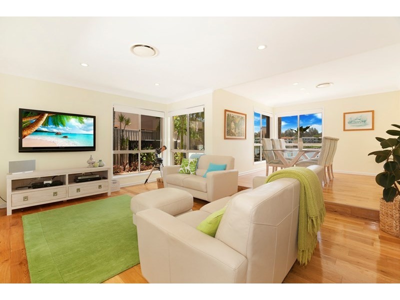 31 Baikal Place, Westlake QLD 4074