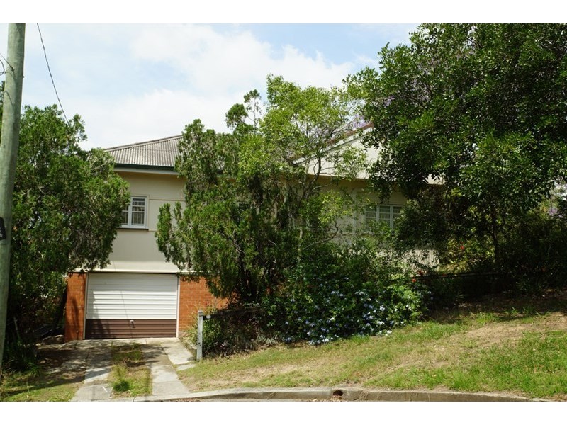 33 Henderson Street, Oxley QLD 4075