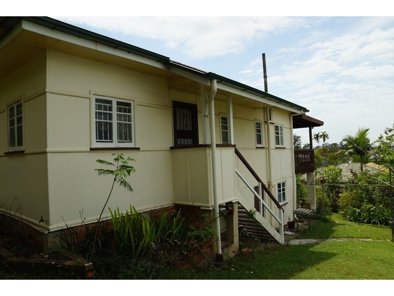 33 Henderson Street, Oxley QLD 4075