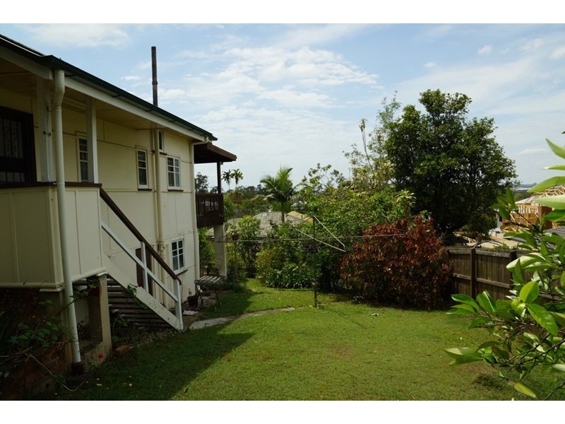 33 Henderson Street, Oxley QLD 4075