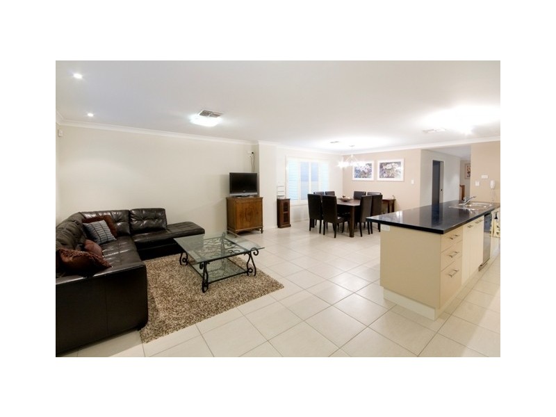 174 Appel Street, Graceville QLD 4075