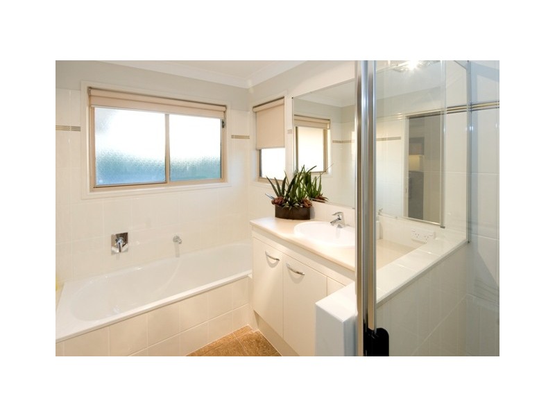 174 Appel Street, Graceville QLD 4075