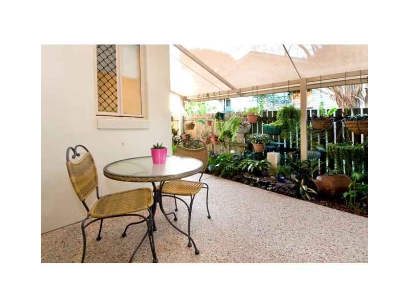 174 Appel Street, Graceville QLD 4075