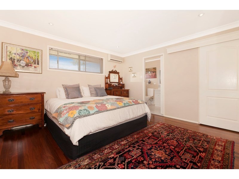 29 Edmondson Street, Corinda QLD 4075