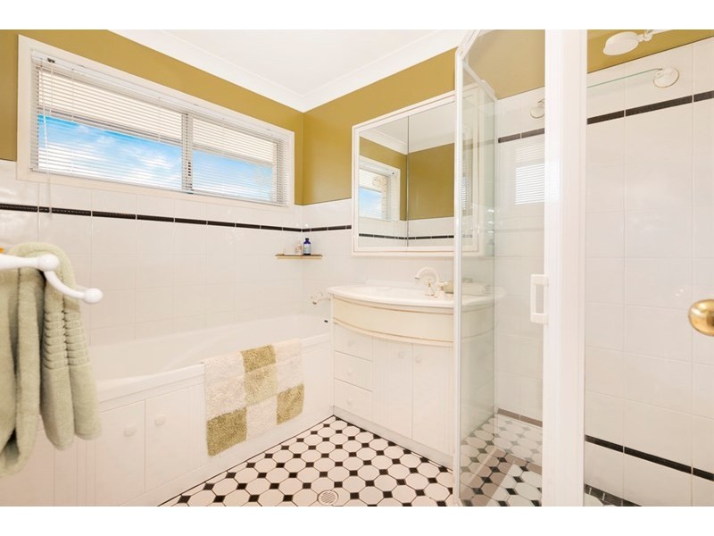 29 Edmondson Street, Corinda QLD 4075