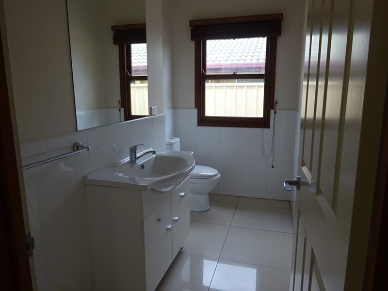 19 Graceville Avenue, Graceville QLD 4075