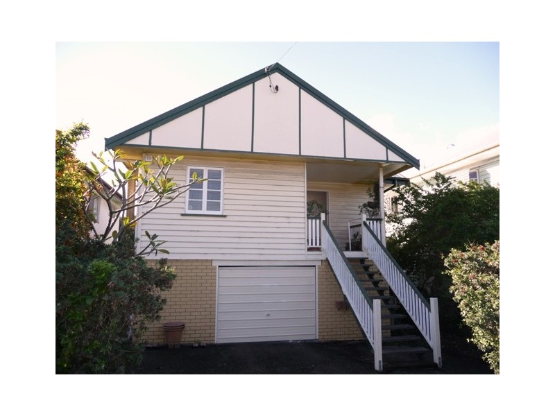 64 Graceville Avenue, Graceville QLD 4075