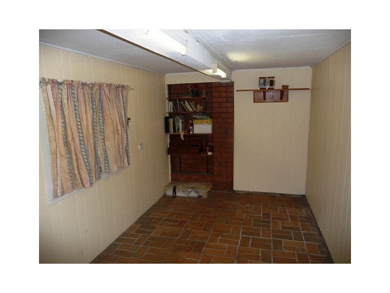 64 Graceville Avenue, Graceville QLD 4075