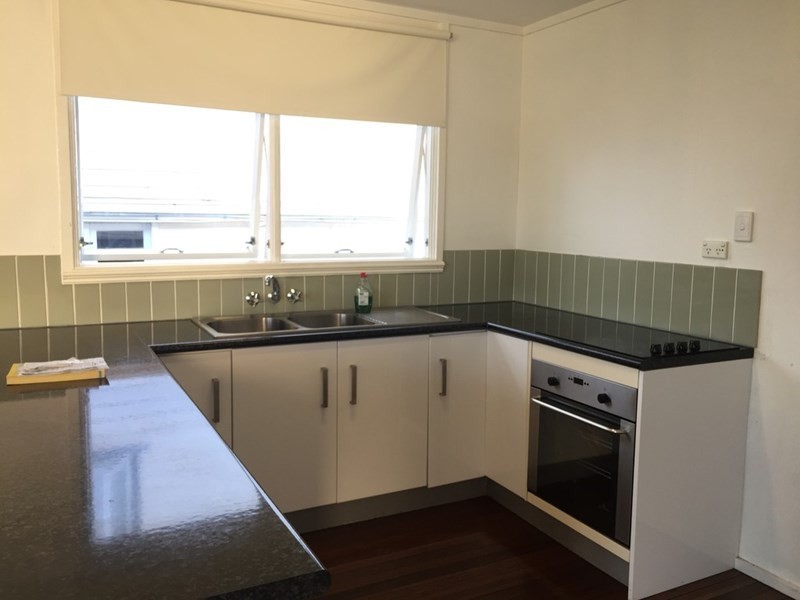 86 Thomas Street, Sherwood QLD 4075