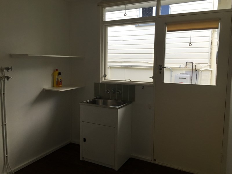 86 Thomas Street, Sherwood QLD 4075