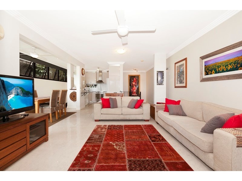 4/17 Rosecliffe Street, Highgate Hill QLD 4101