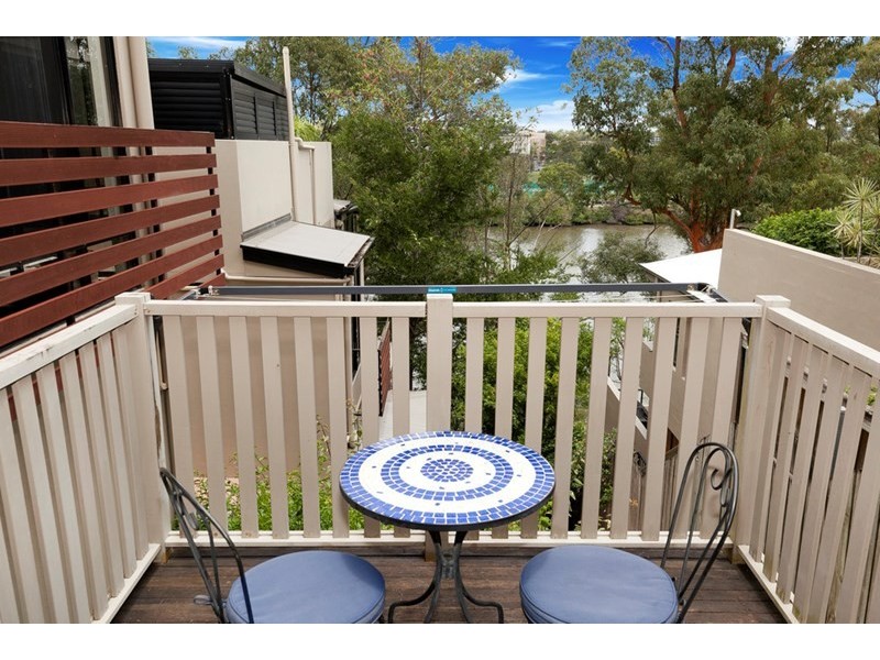 4/17 Rosecliffe Street, Highgate Hill QLD 4101