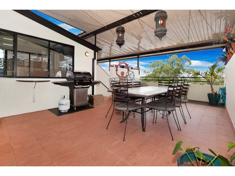 4/17 Rosecliffe Street, Highgate Hill QLD 4101