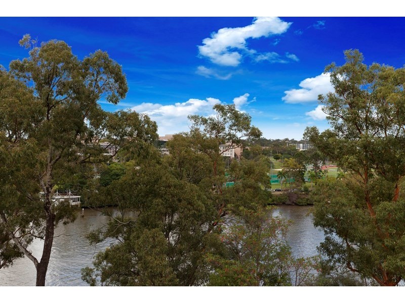 4/17 Rosecliffe Street, Highgate Hill QLD 4101