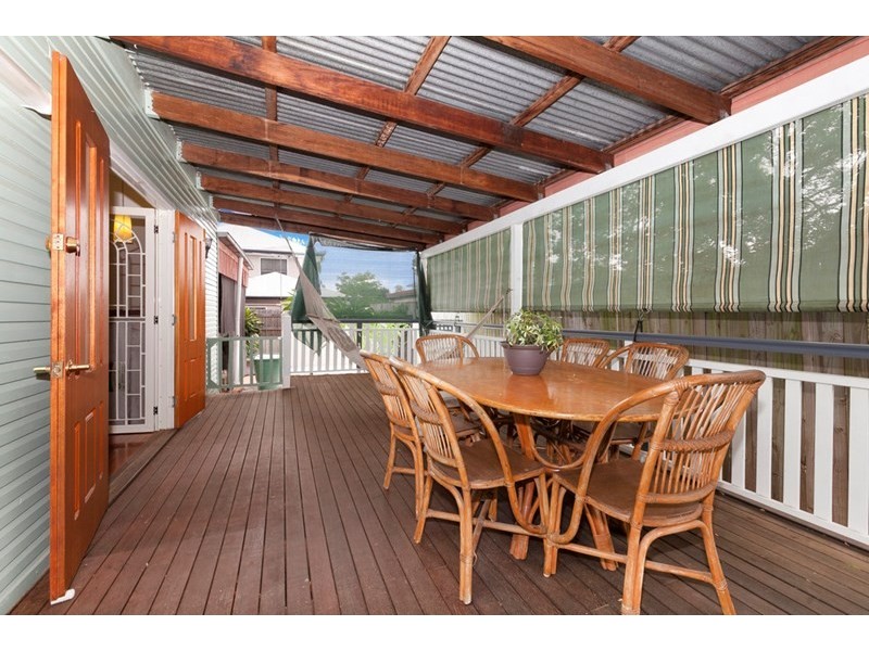 91 Graceville Avenue, Graceville QLD 4075