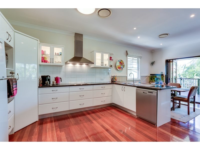 10 Park Road, Graceville QLD 4075