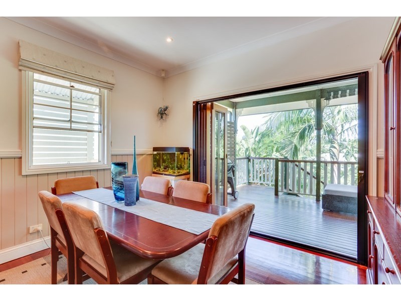 10 Park Road, Graceville QLD 4075