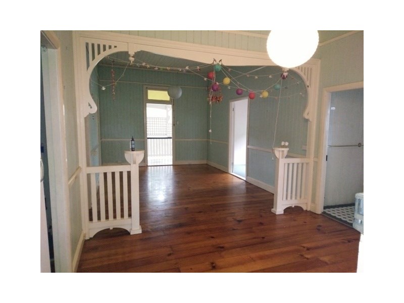 130 Appel Street, Graceville QLD 4075