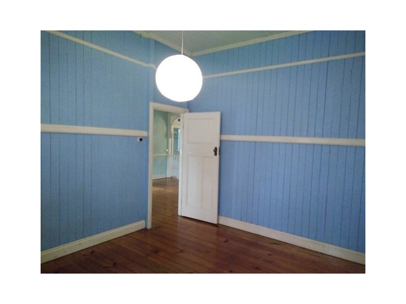 130 Appel Street, Graceville QLD 4075