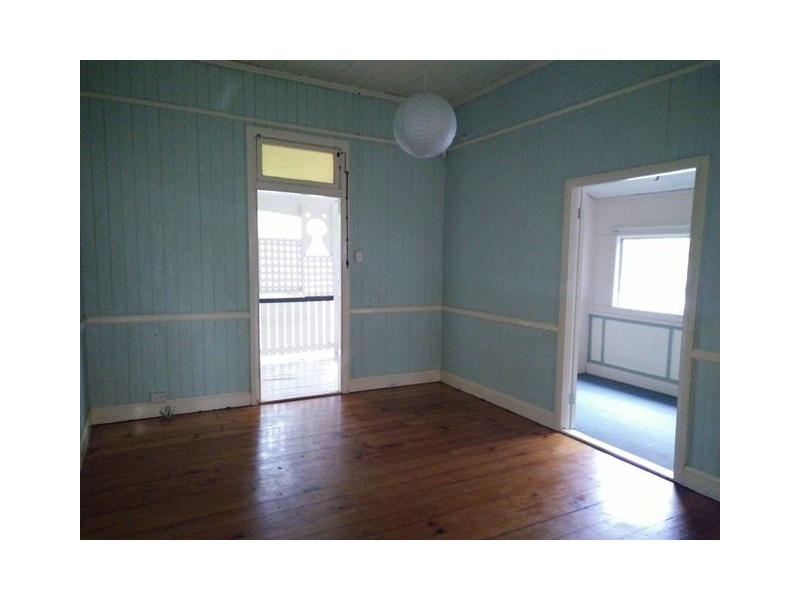 130 Appel Street, Graceville QLD 4075