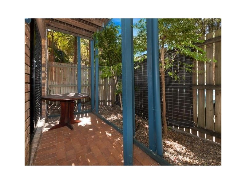 1/49 Hood Street, Sherwood QLD 4075