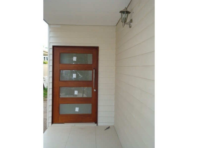 19 Graceville Avenue, Graceville QLD 4075