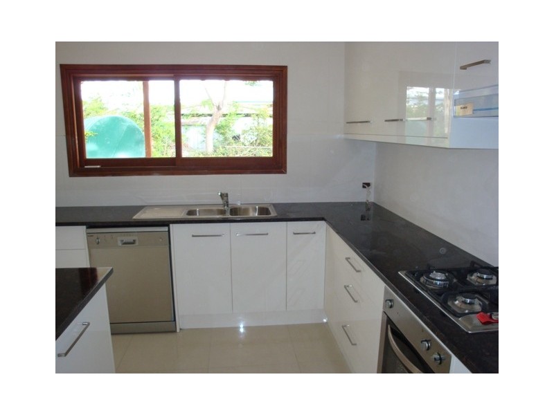 19 Graceville Avenue, Graceville QLD 4075