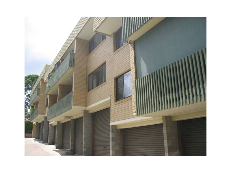 16 McCulla Street, Sherwood QLD 4075