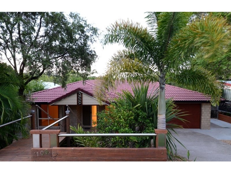 109 Englefield Road, Oxley QLD 4075