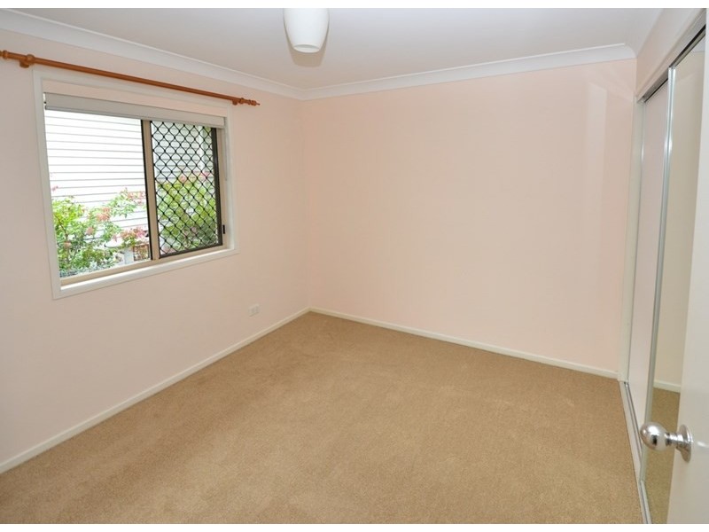 109 Englefield Road, Oxley QLD 4075