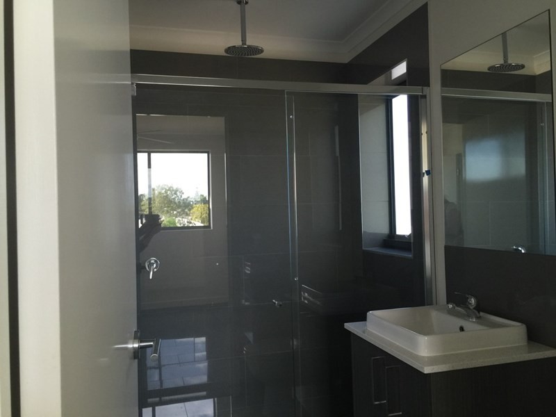 302/564 Sherwood Road, Sherwood QLD 4075