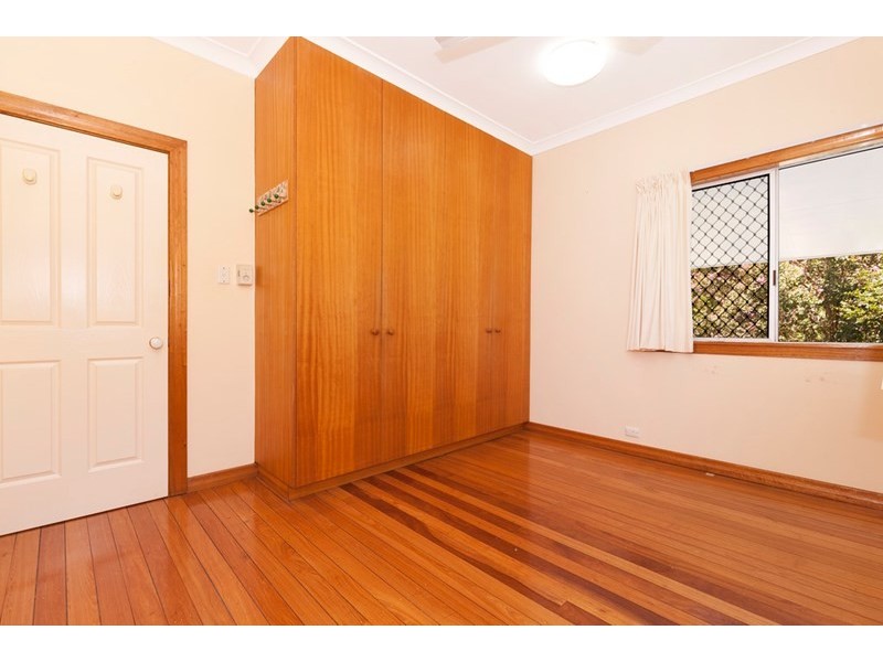 30 Ferry Street, Sherwood QLD 4075