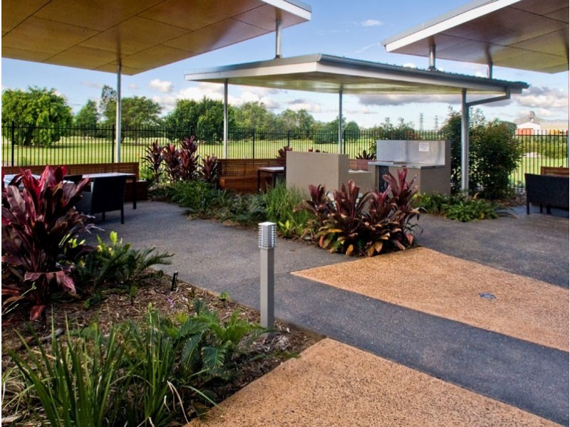 245/20 Egmont Street, Sherwood QLD 4075