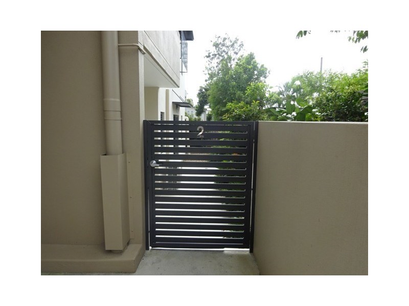 2/31 Skew Street, Sherwood QLD 4075