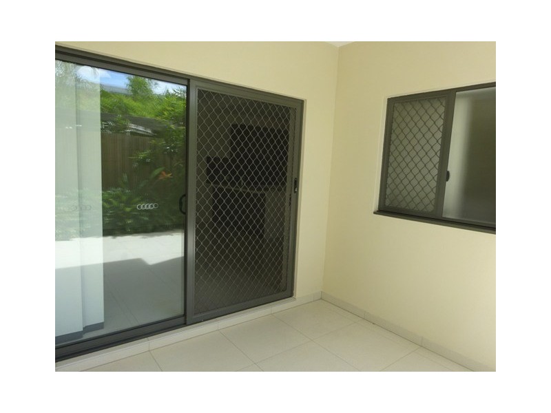 2/31 Skew Street, Sherwood QLD 4075