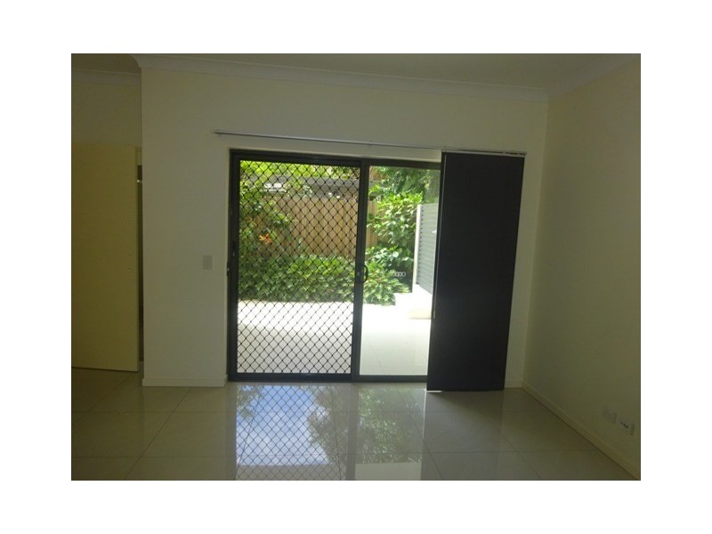 2/31 Skew Street, Sherwood QLD 4075