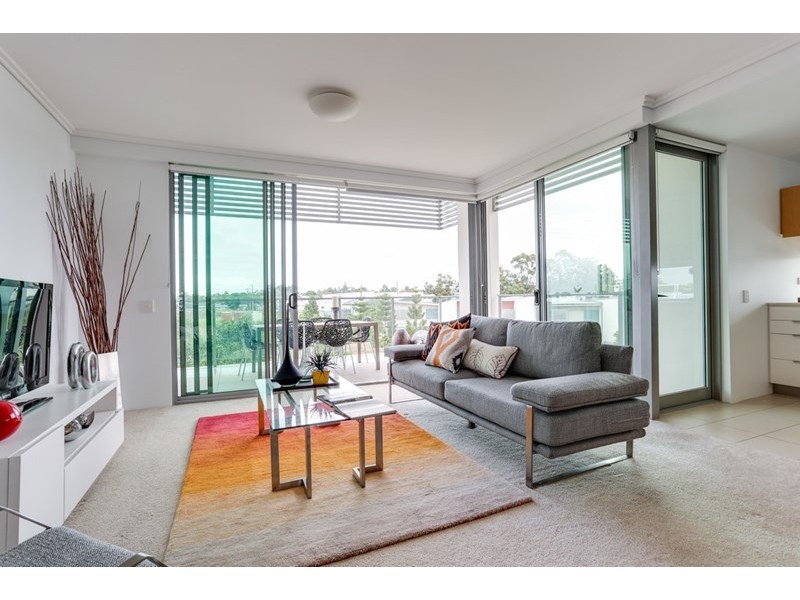 241/20 Egmont Street, Sherwood QLD 4075