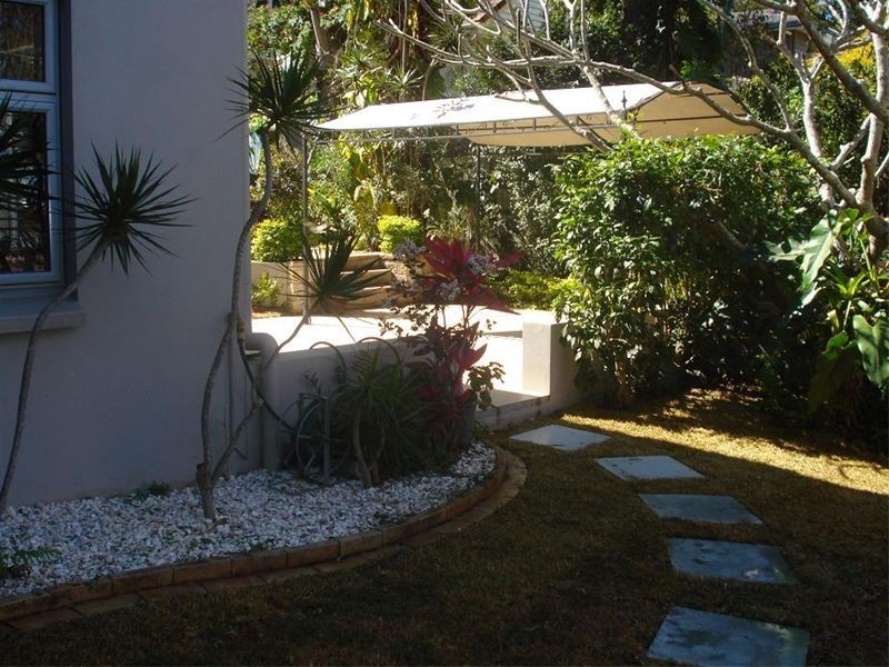 6 Highland Terrace, St Lucia QLD 4067