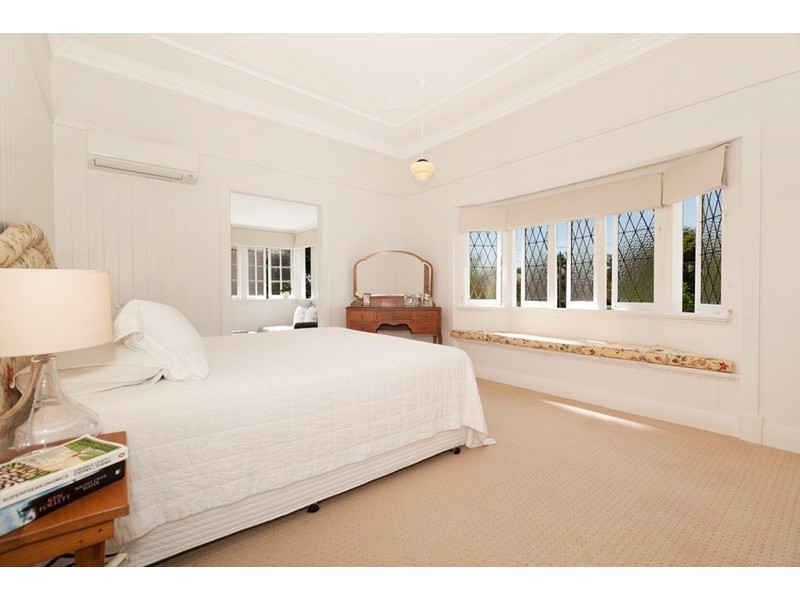 50 Elliott Street, Clayfield QLD 4011