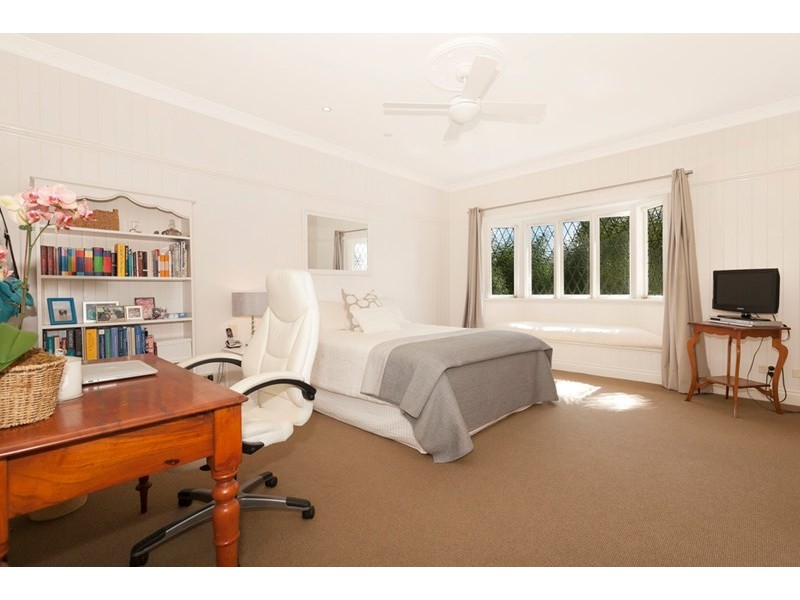 50 Elliott Street, Clayfield QLD 4011