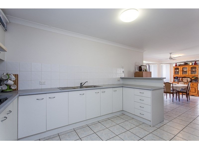 12 Florence Place, Oxley QLD 4075