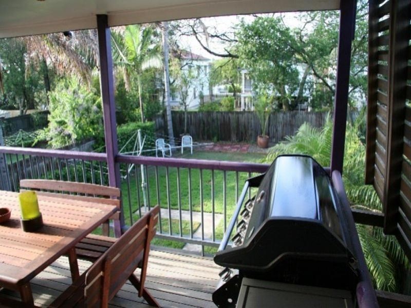 53 Chancellor Street, Sherwood QLD 4075