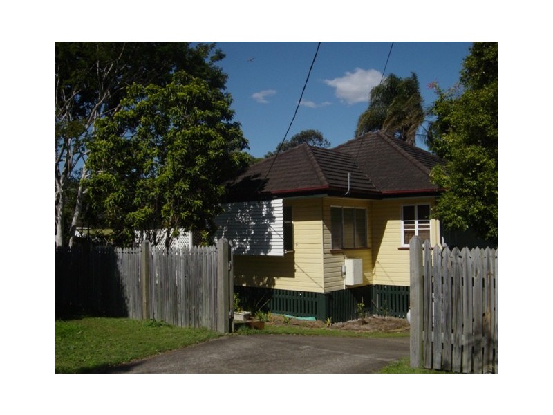 37 Calston Street, Oxley QLD 4075