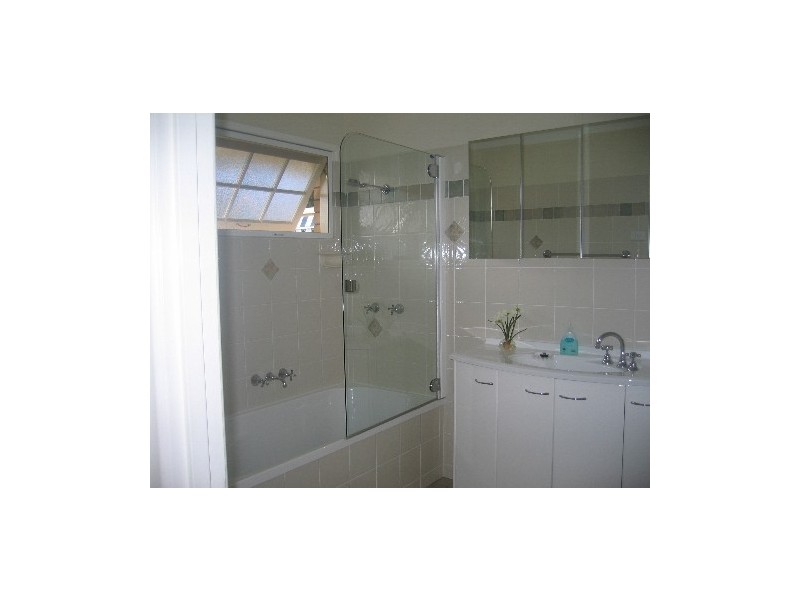 19 Cottesmore Street, Fig Tree Pocket QLD 4069